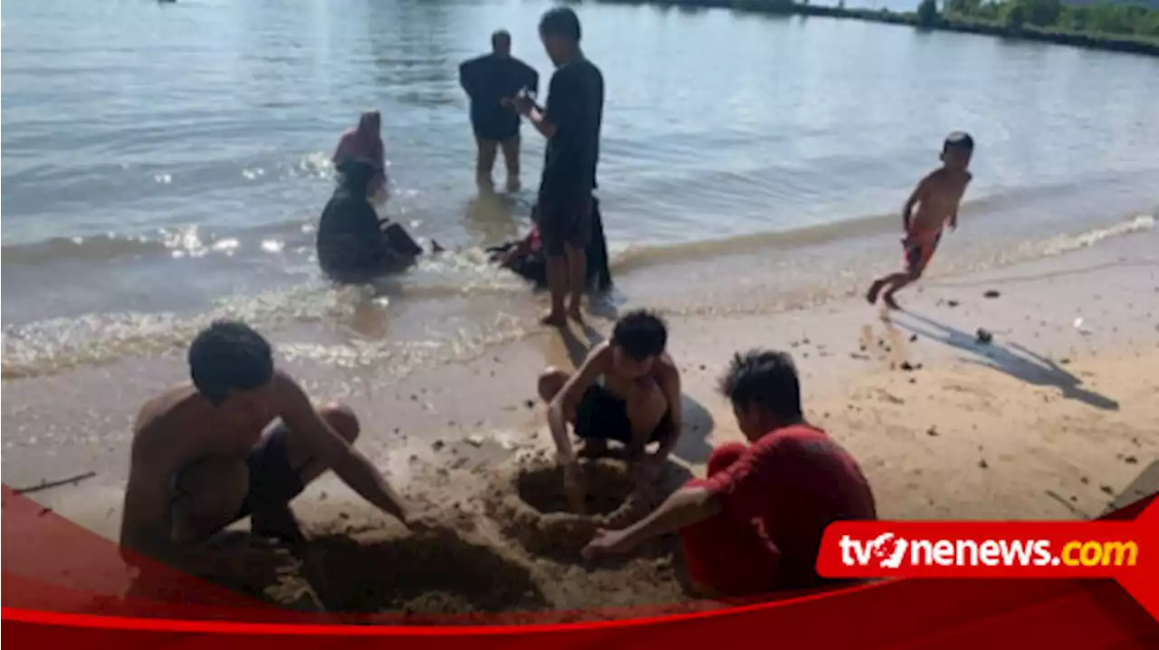 Objek Wisata Pantai di Pesawaran Dipadati Wisatawan Libur Idul Adha