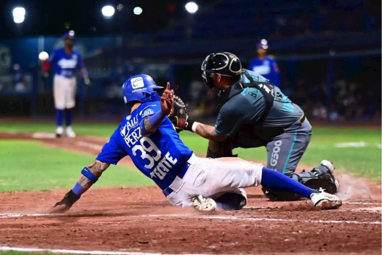 ¡De último momento! Con grand slam, Anthony García lleva a Saraperos al triunfo ante Monclova