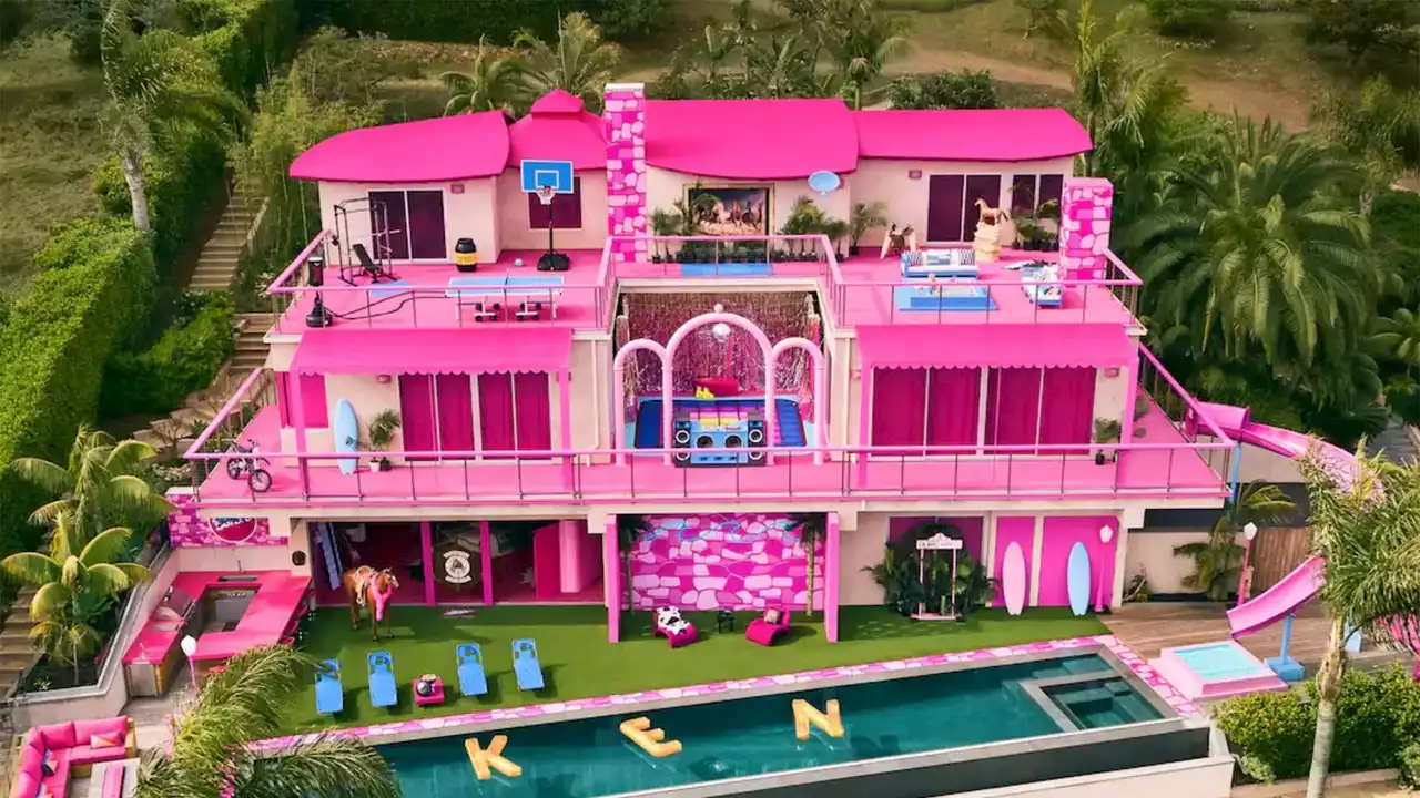 La casa di Barbie a Malibu? Ebbene sì, esiste, e si può affittare