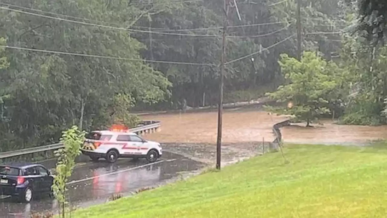 Divers poised to search for children washed away in Pennsylvania flash flood