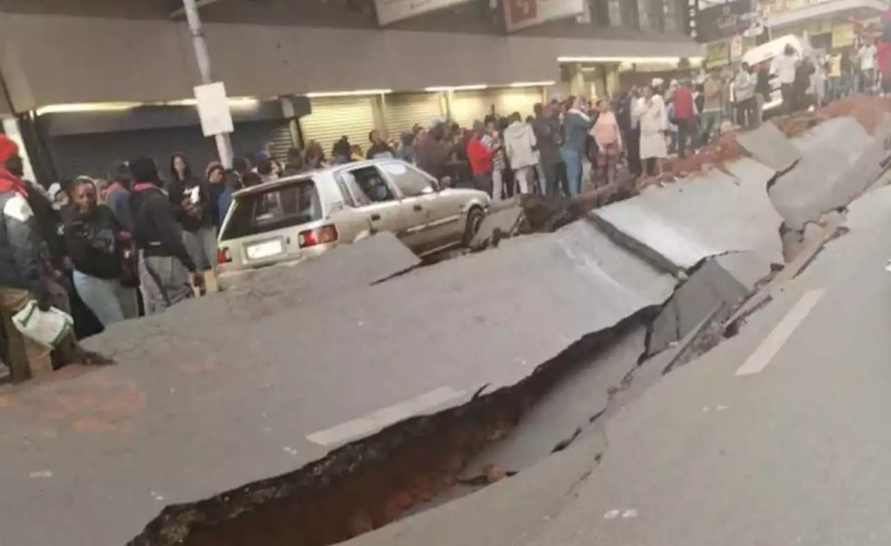 Deadly Explosion Rips Open Street in Johannesburg CBD