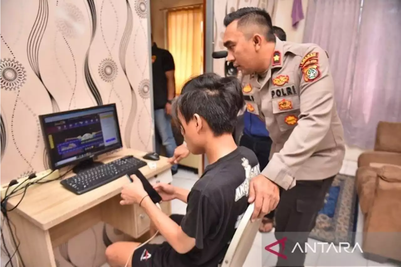 Kemenkominfo imbau masyarakat aktif laporkan konten judi online