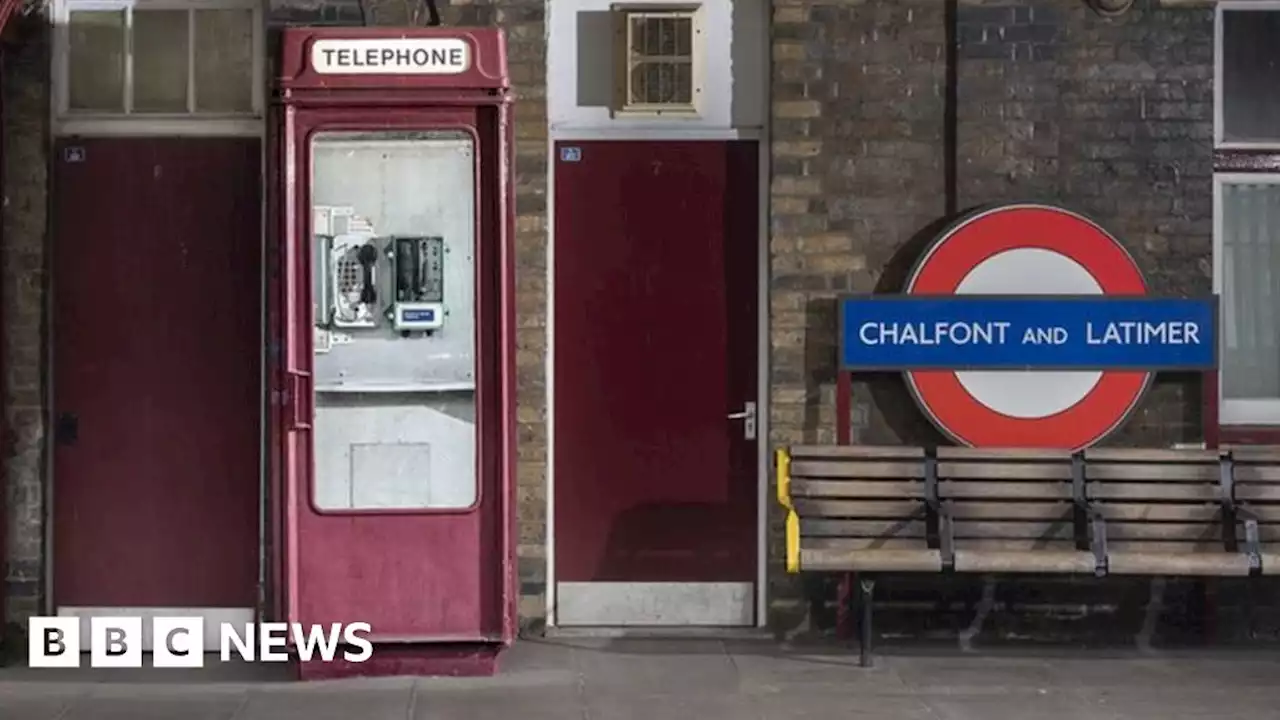 London Underground: Platform phone boxes given listed status