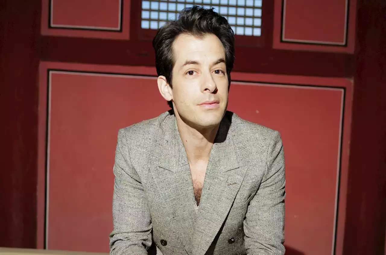 Mark Ronson Has Heard Dua Lipa’s New Album & Thinks ‘It’s Incredible’