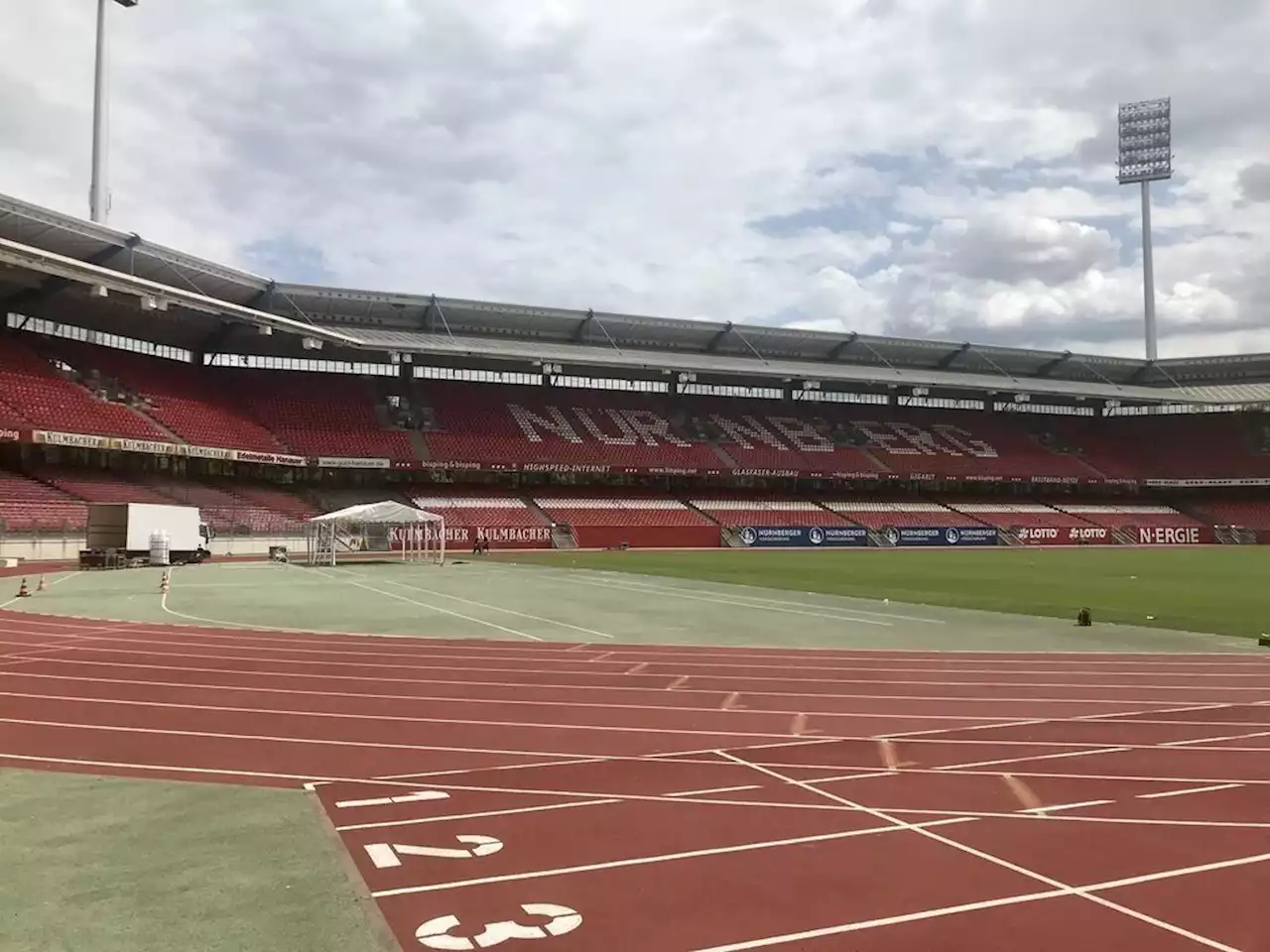 Nürnberger Stadtrat bringt Stadion-Umbau auf den Weg