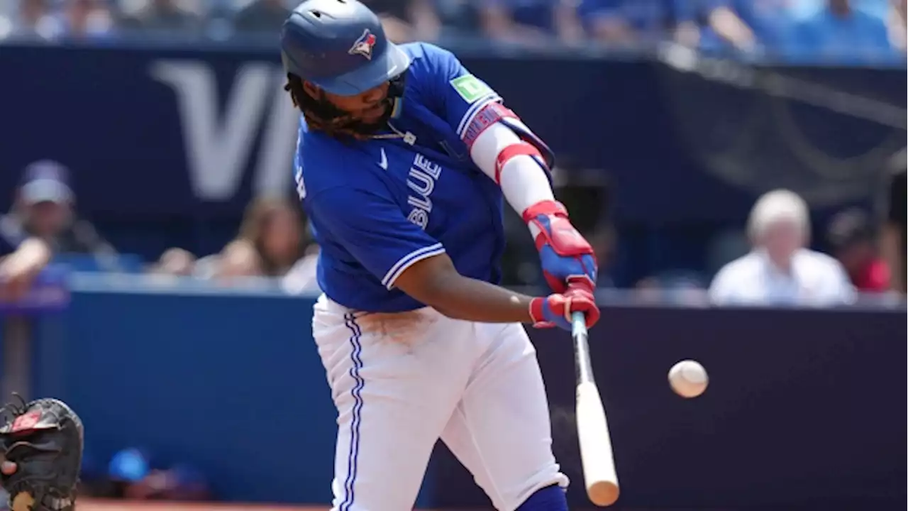 Guerrero's seventh inning lifts Blue Jays over Padres 4-0; Toronto avoids sweep