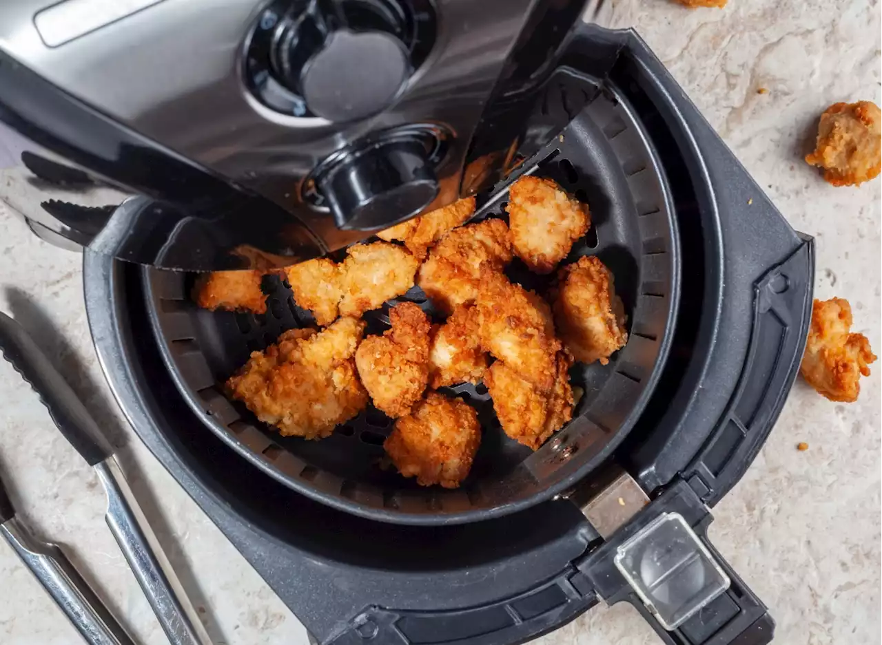 The Best Way to Cook Fried Chicken in an Air Fryer, According to Chefs