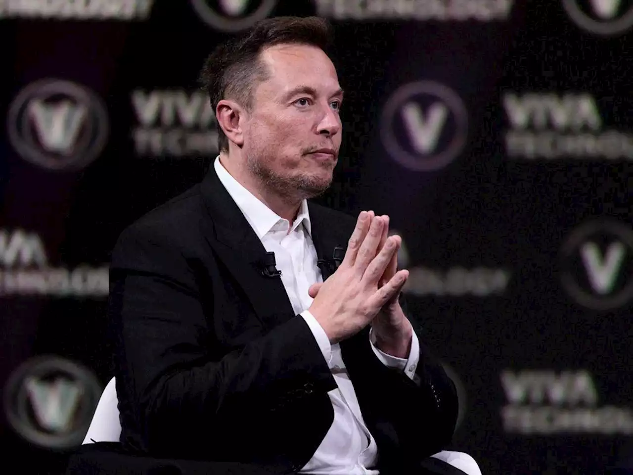 Elon Musk’s wealth slumps $13.6 billion as Tesla shares tumble