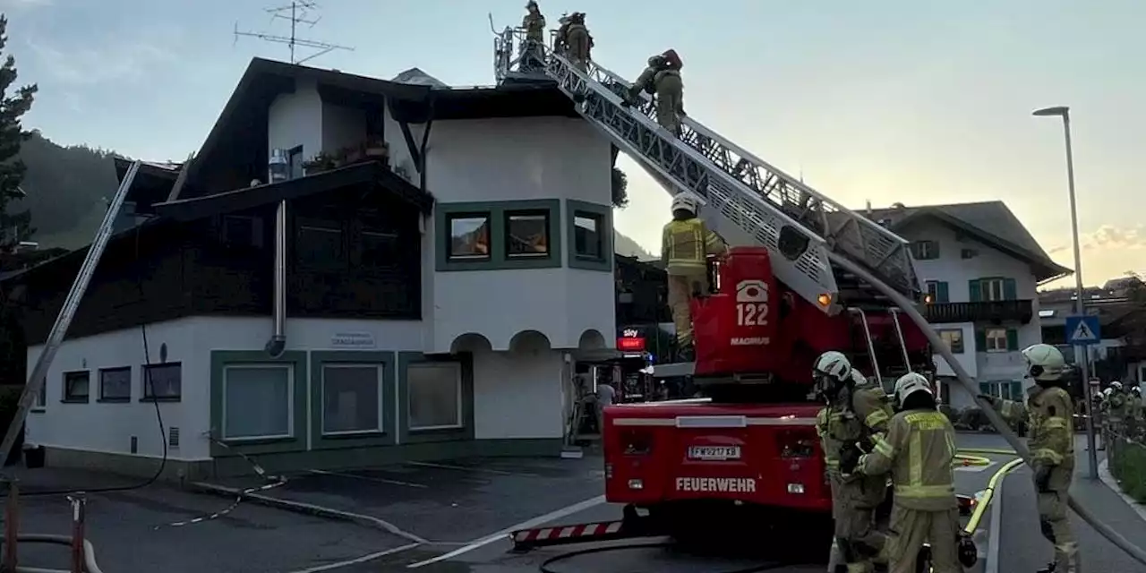 Großeinsatz in Nobel-Ort – zwei Personen verletzt