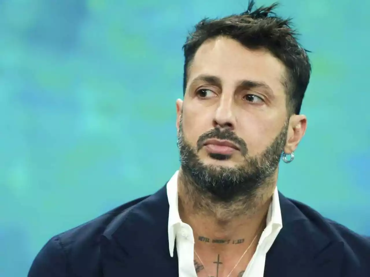 File secretati su Messina Denaro: Fabrizio Corona nei guai, in manette un politico e un maresciallo