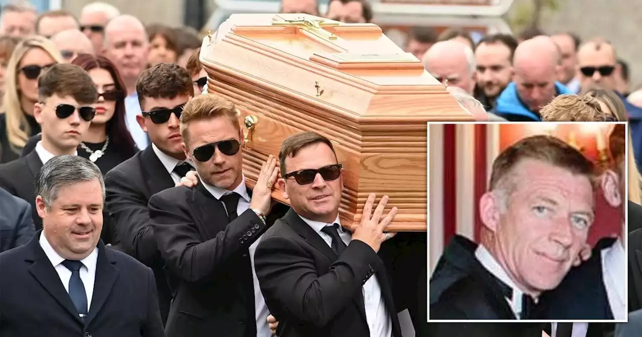 Ronan Keating carries brother Ciarán's coffin and sings emotional tribute