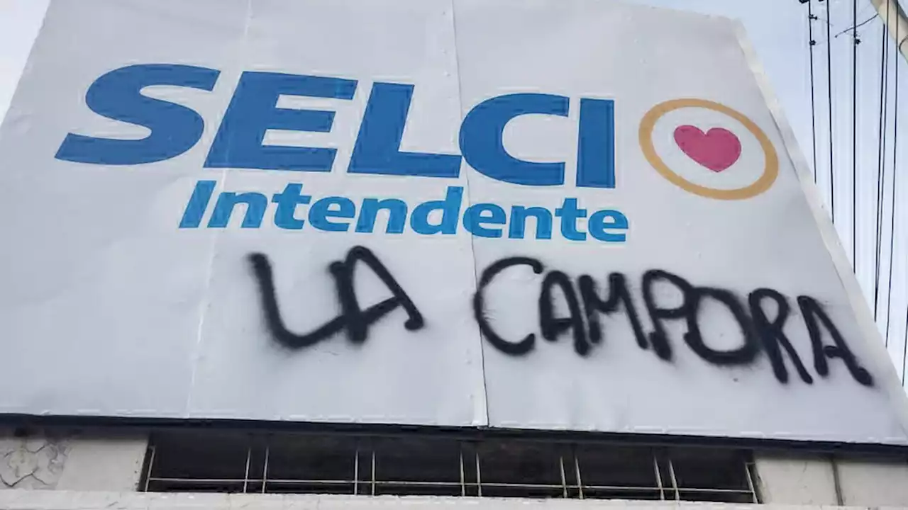 Vandalizan carteles del precandidato a intendente de Hurlingham, Damián Selci | Comercios fueron clausurados por llevar la propaganda política