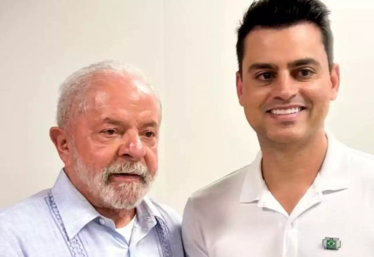 Após foto com Lula e apoio ao governo, deputado Yury do Paredão é expulso do PL - SBT News