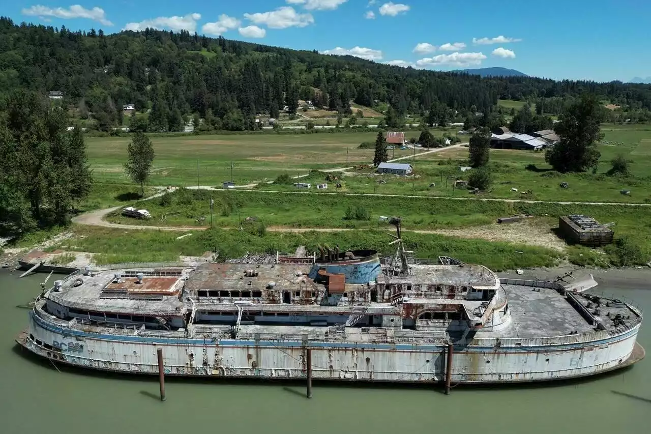 A vast problem: Coast guard floats new solution to abandoned boat problem - Terrace Standard