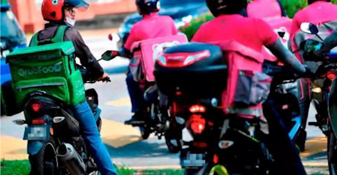 Nurul Izzah calls for better parking spaces for delivery riders