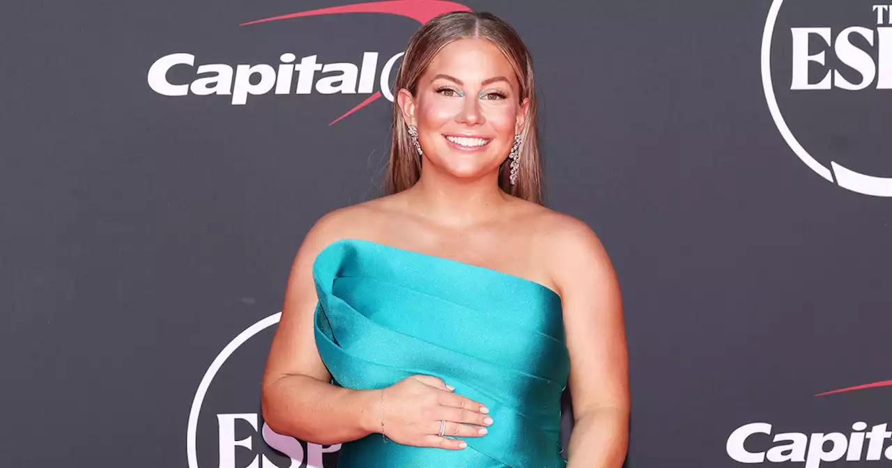 Shawn Johnson shares how she will find out the sex of her third baby