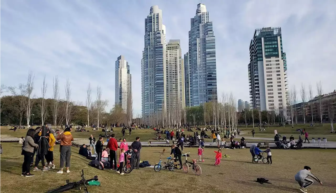 Cómo estará el clima en el AMBA: habrá una mini primavera que subirá la temperatura durante la tarde