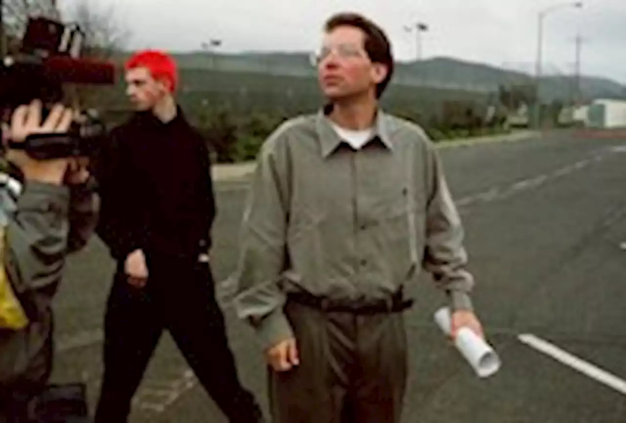 Kevin Mitnick, hacker and fugitive turned security consultant, dies at 59