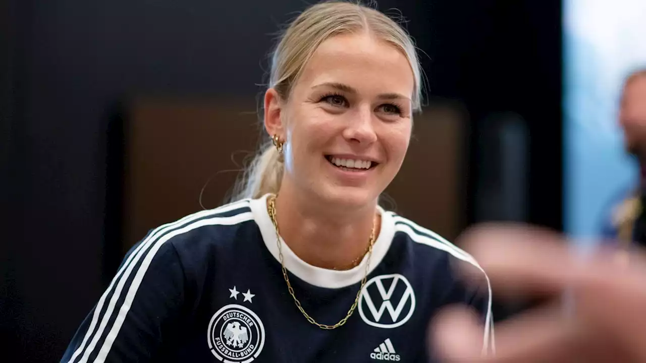 DFB-Star Merle Frohms zeigt besondere Playlist – mit Helene Fischer und Udo Jürgens