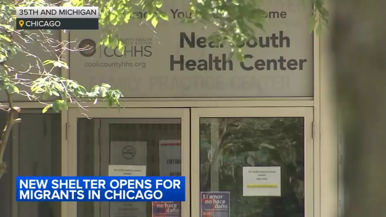 New shelter for Chicago migrants opens near CPD HQ