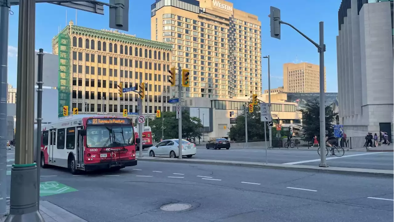 OC Transpo cancels dozens of bus trips to accommodate R1 service during O-Train shut down