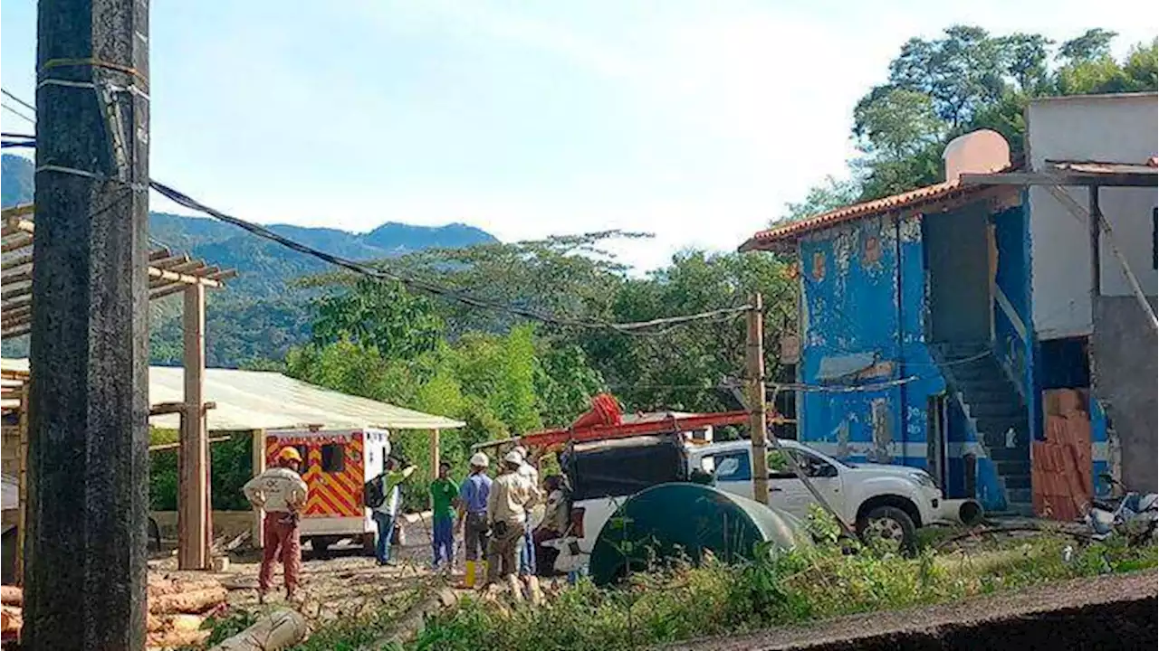 Seis mineros siguen atrapados en mina que se inundó en Amagá