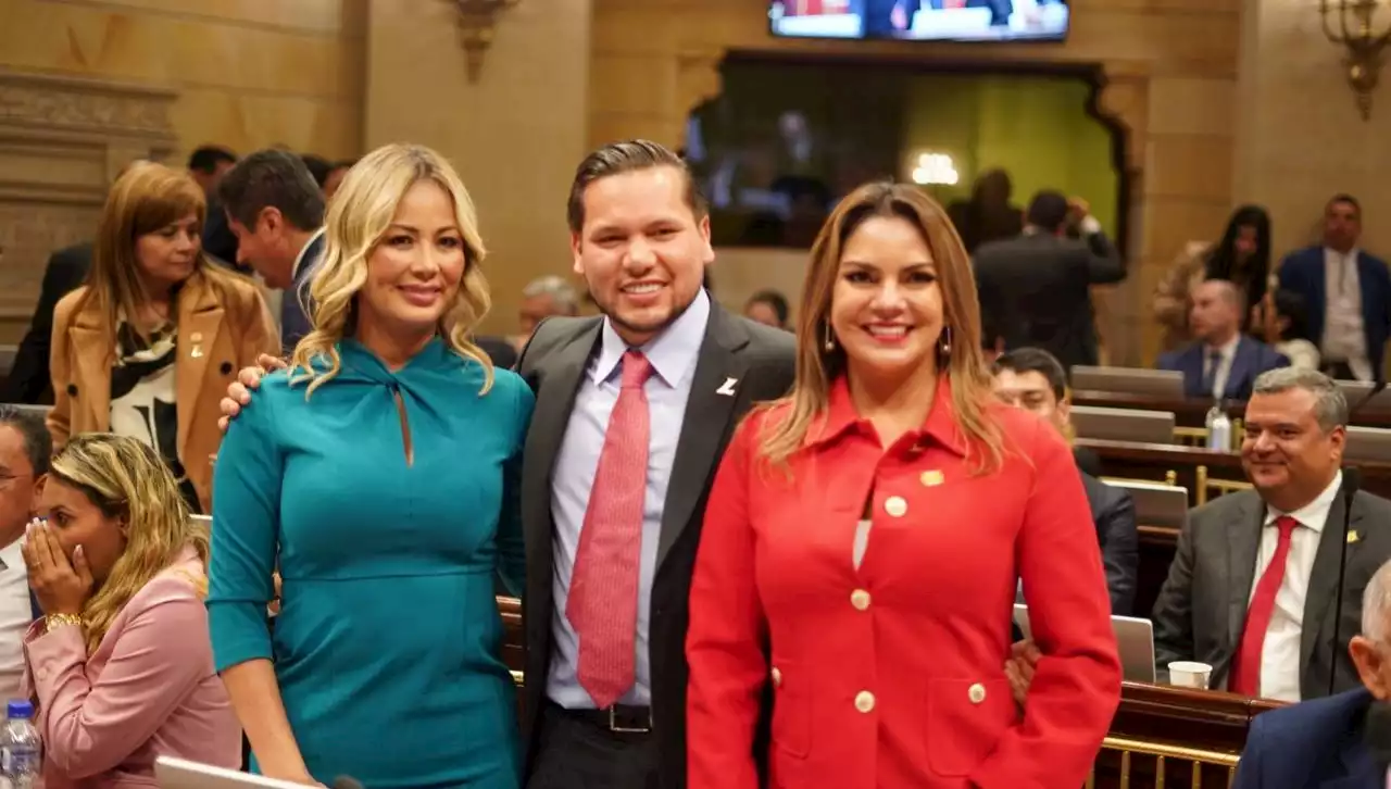 Liberal Andrés Calle, nuevo presidente de la Cámara