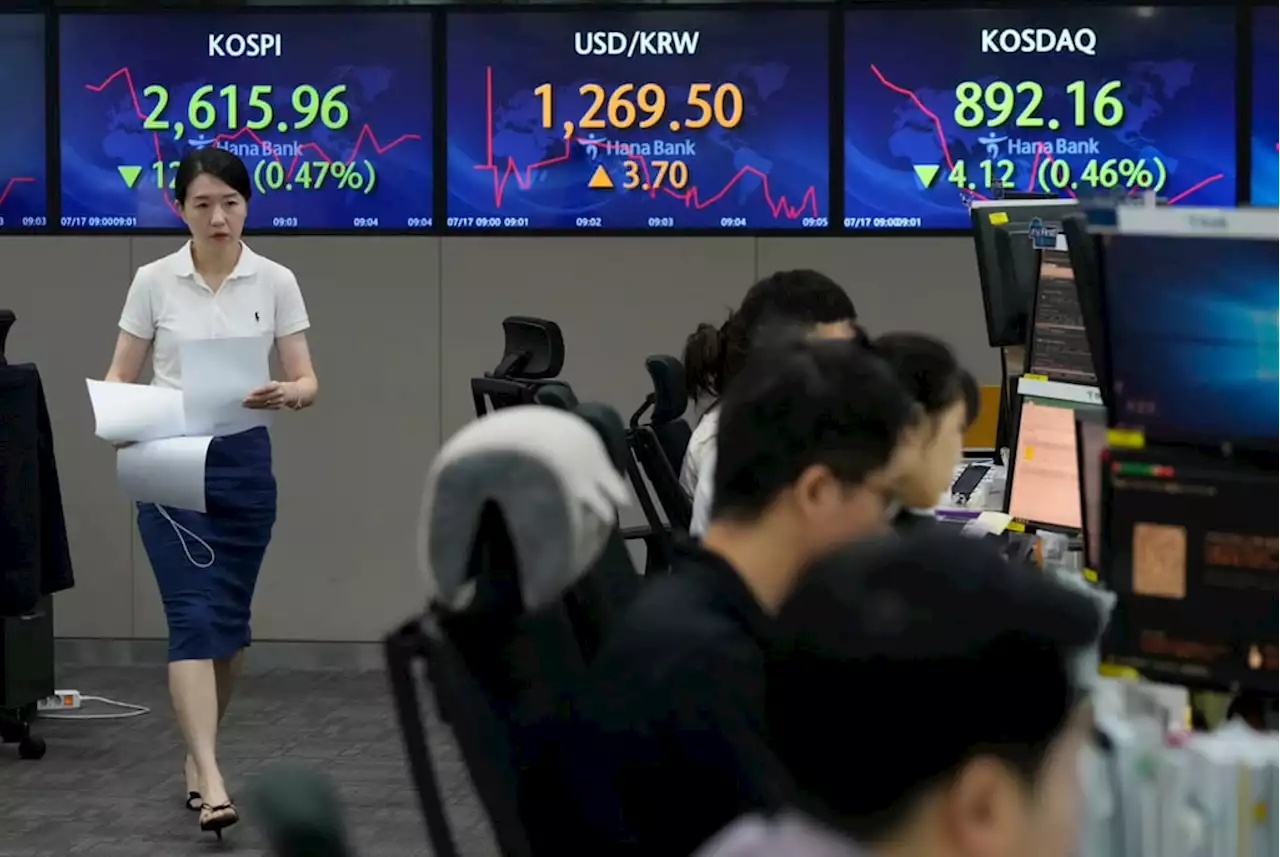 Asian shares fall on disappointing US tech earnings