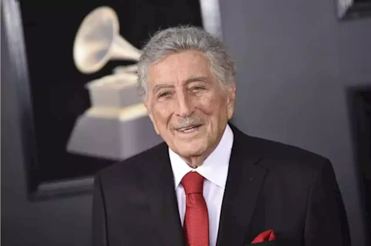 Tony Bennett, ícone da música romântica americana, morre aos 96 anos