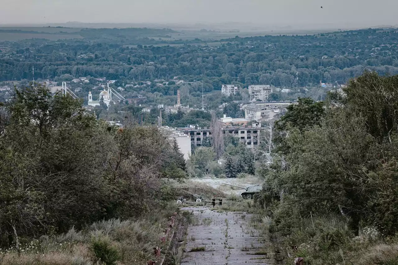 The Ukrainian city divided between those who fled the invasion and those who stayed