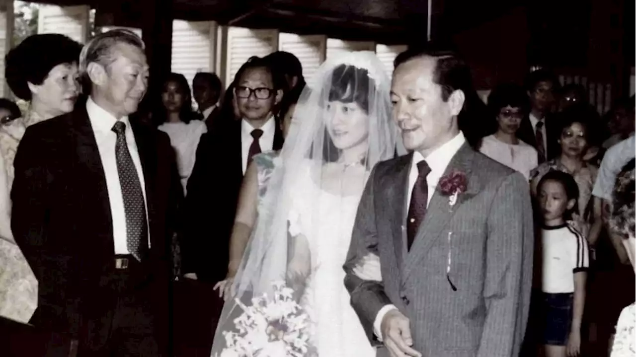 Lee Suet Fern's eulogy for her dearly departed father Lim Chong Yah touches hearts - Singapore News