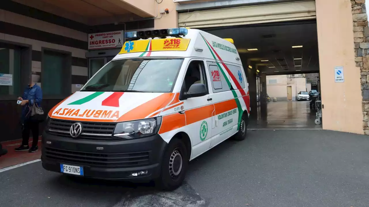 Viterbo, donna arriva in ospedale sotto choc e denuncia: “Rapita e violentata per due giorni”