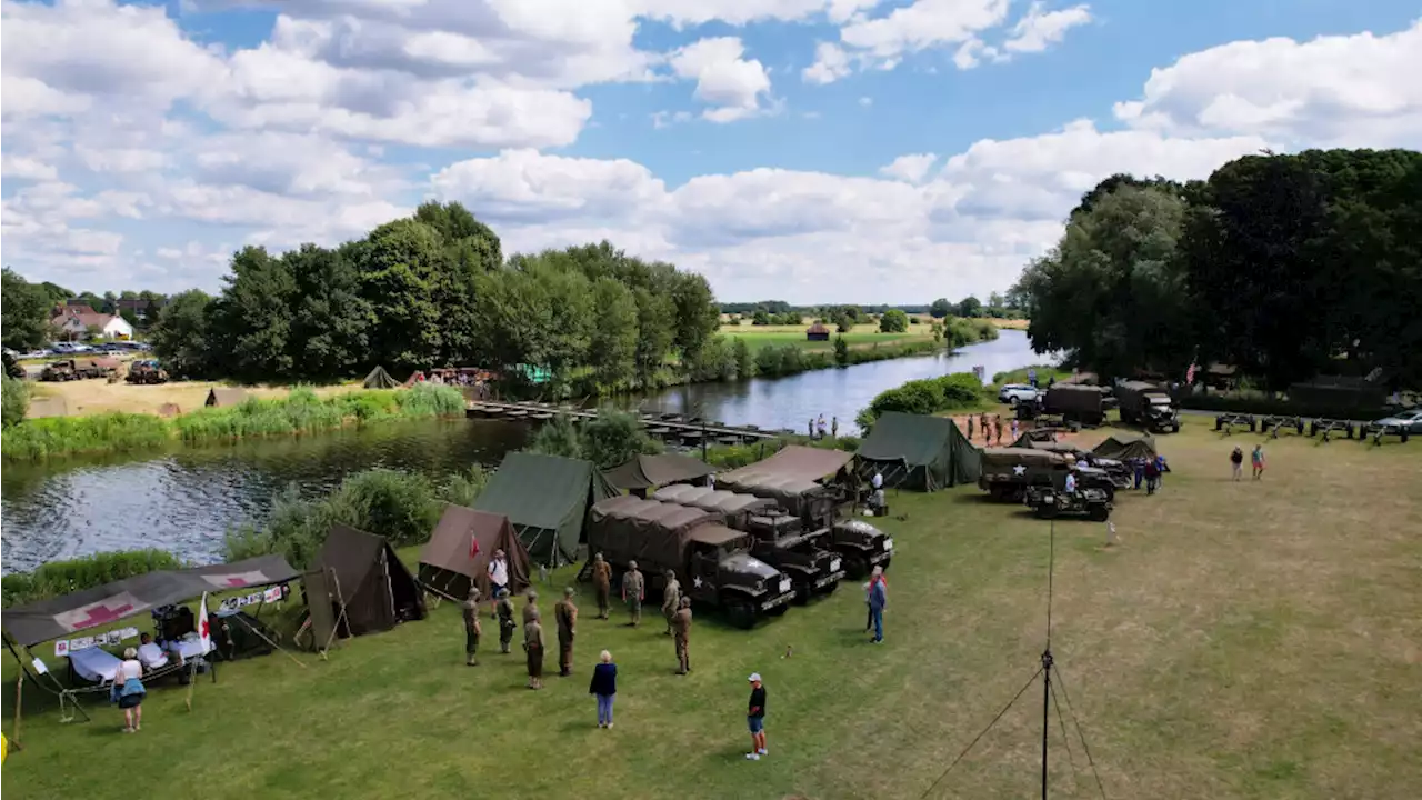 Medemblik richt zich op het verleden met kamp WOII en een Oldtimerdag