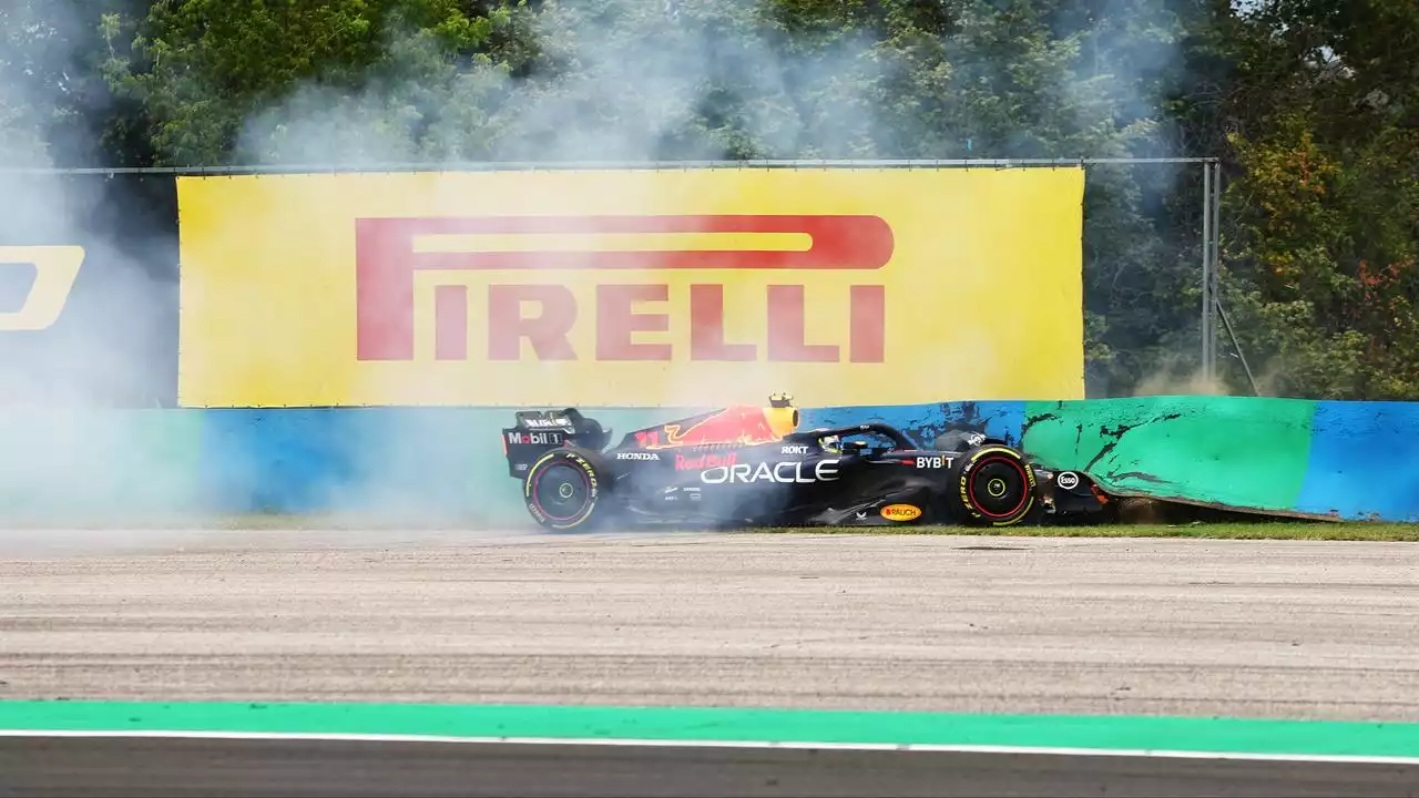 Pérez crasht in training GP Hongarije, Verstappen door regen nauwelijks in actie