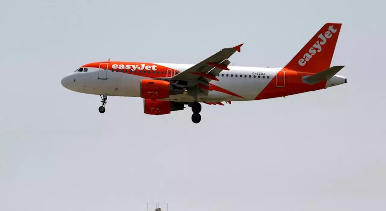 Tripulantes de cabine da easyJet começam hoje greve de cinco dias