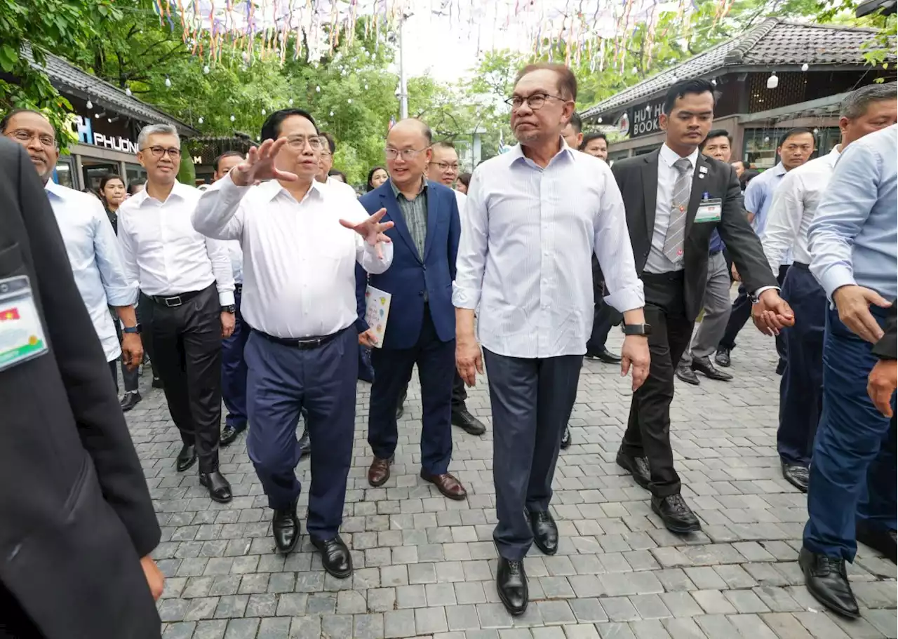 Anwar: Malaysia can learn from Vietnam's experience to rise again as a great nation