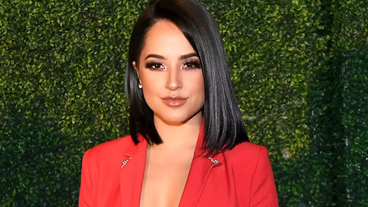 Becky G Doesn’t Want You Comparing Her To Selena Gomez Or Any Other Female Pop Star