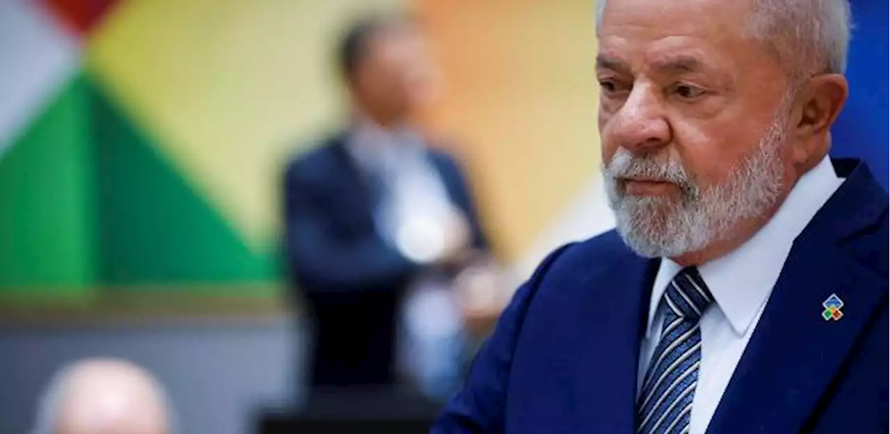 Lula diz que policiais não podem ter partido: 'Carreira do Estado'