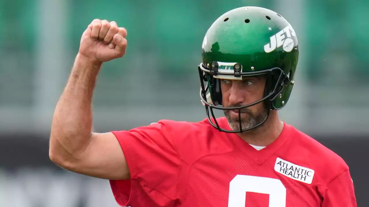 'I'm a little less triggered': Aaron Rodgers is shifting his approach as Jets bask in Super Bowl hype