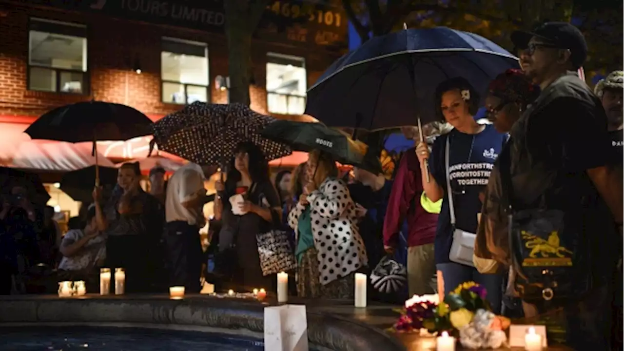 Toronto hosts informal gathering to mark five years since Danforth shooting