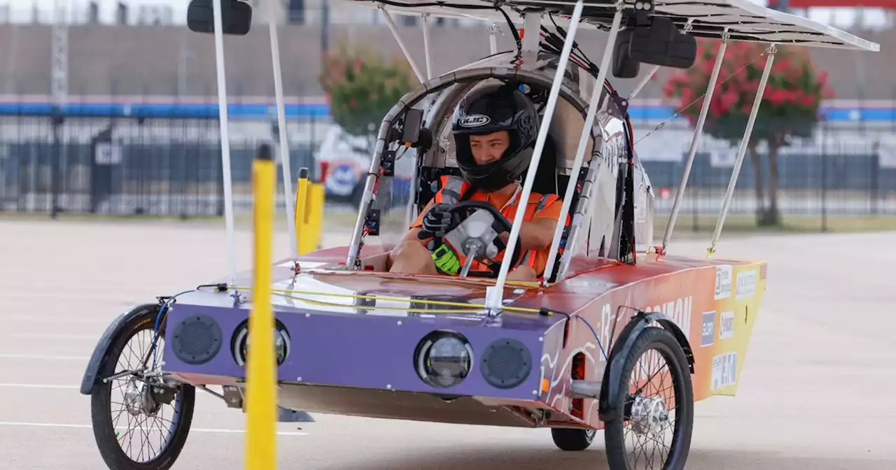 High school students build solar cars and race for ‘adventure’