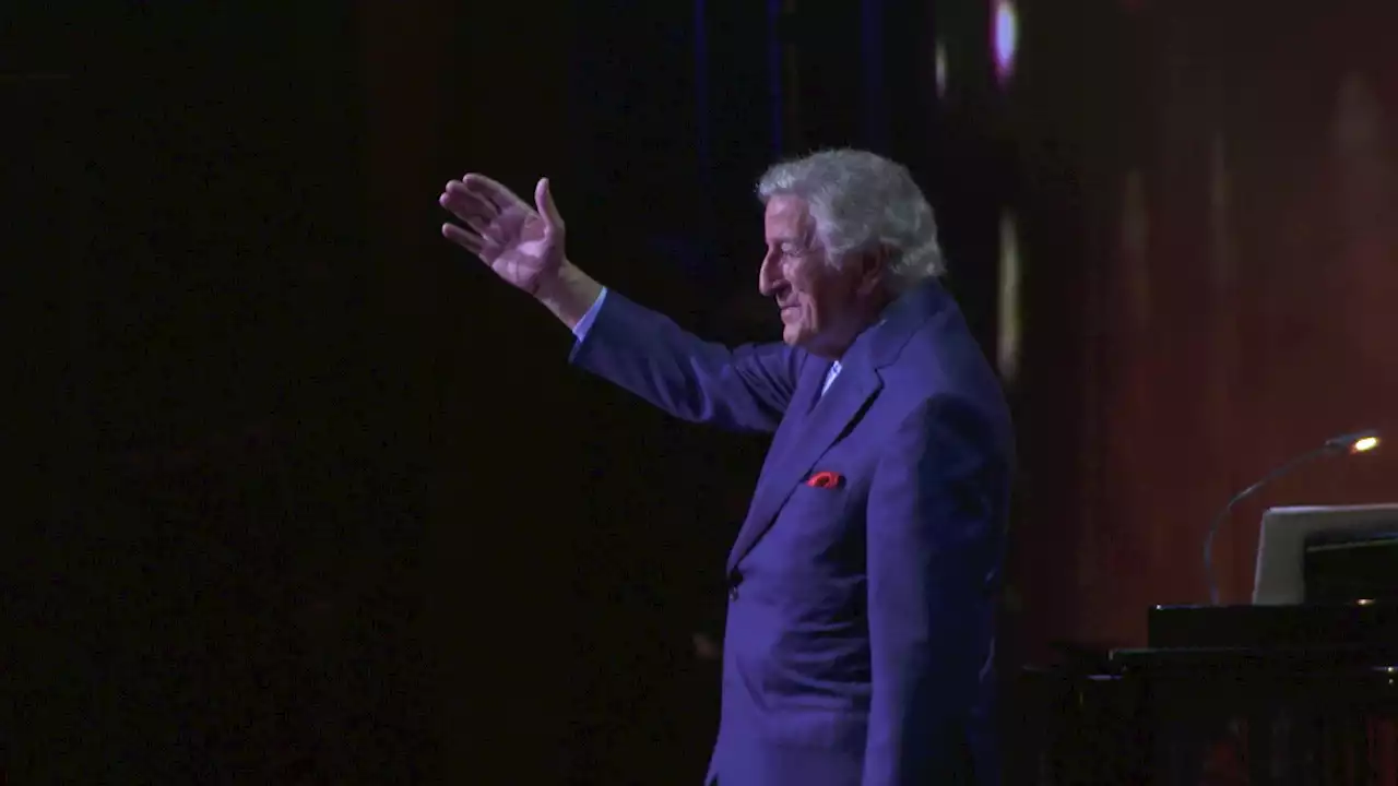 Celebrities React To The Passing Of Tony Bennett