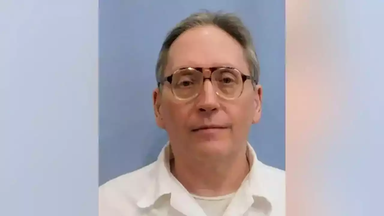 Alabama executes inmate James Barber after lethal injection pause