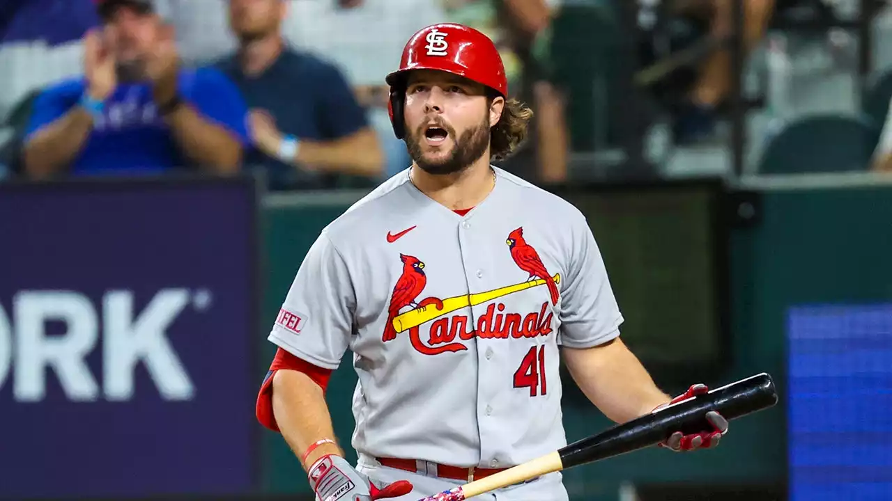 Cardinals' Alec Burleson ejected after blowing up on umpire whose questionable calls led to double play