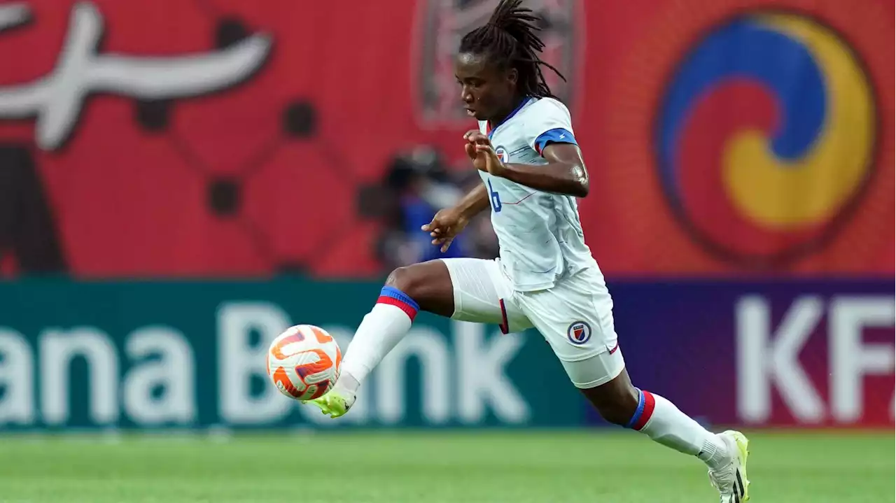 Coupe du monde 2023 : Melchie Dumornay, la pépite exilée d'Haïti, promise aux sommets du football