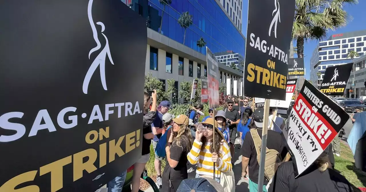 Social media stars, rarely unionized, try to navigate Hollywood's hot strike summer