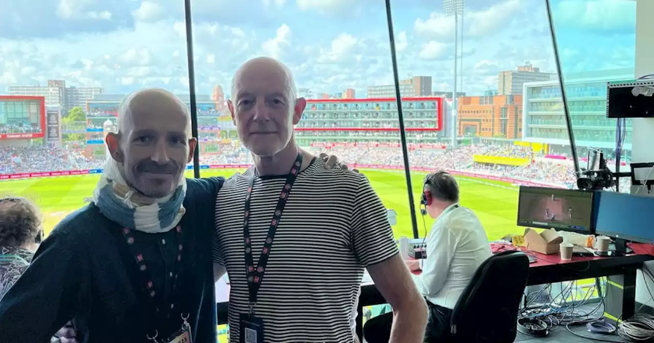 Jonnie Irwin gets VIP treatment at cricket as he makes the most of final moments