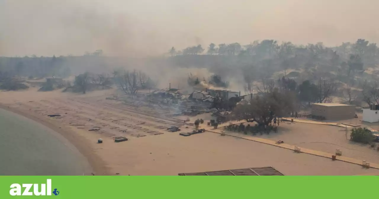 Grécia. Incêndio na ilha de Rodes obriga a retirar centenas de habitantes