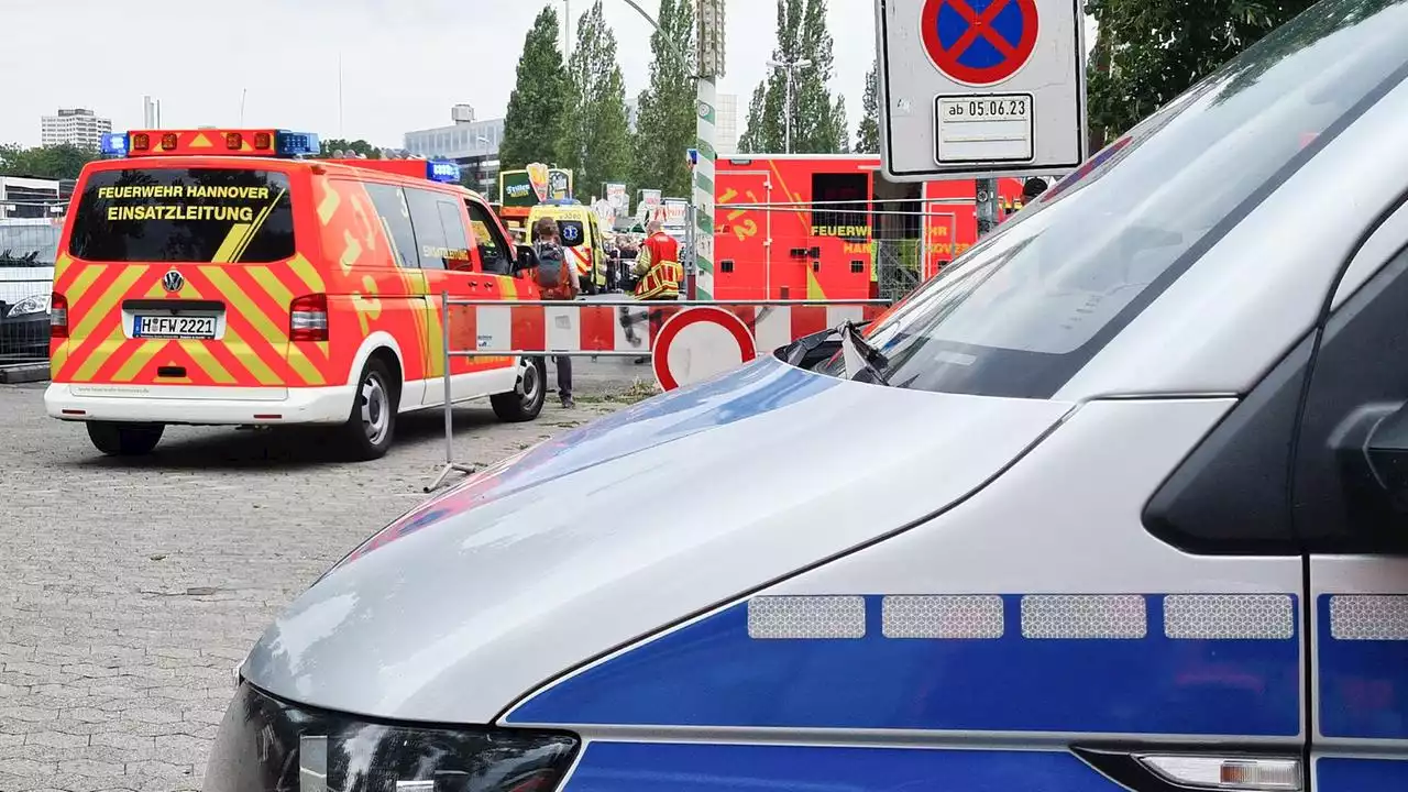 Mehrere Verletzte bei Autoschau in Hannover