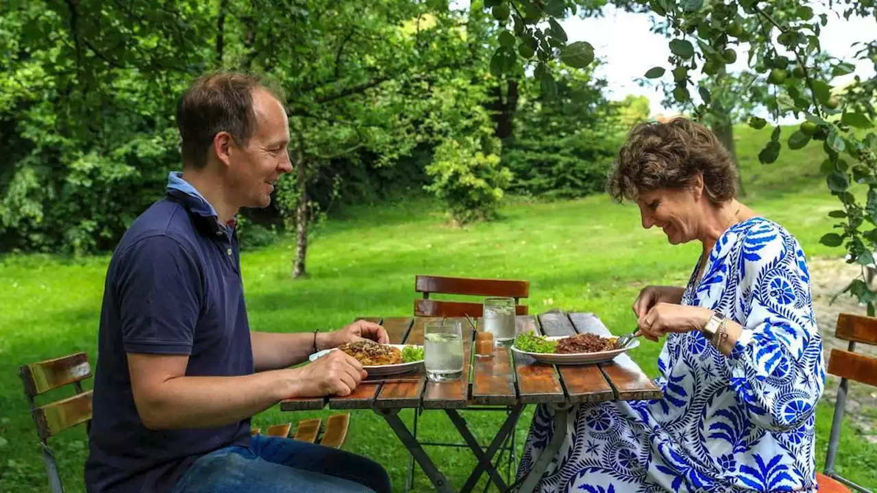 in gartelmann's gasthof gibt es ehrliche küche mit blick ins grüne